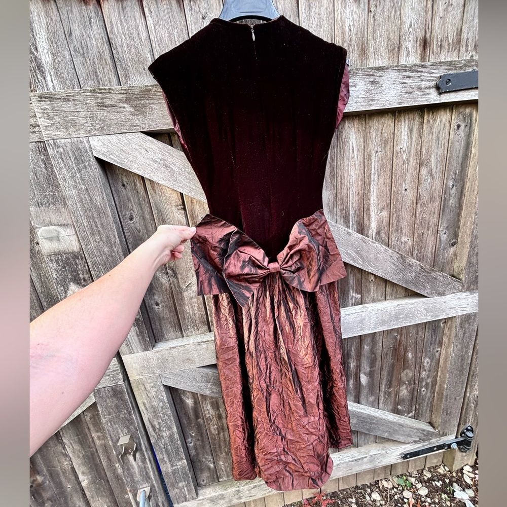 Vtg Brown Velvet Midi Dress - Picture 2 of 8